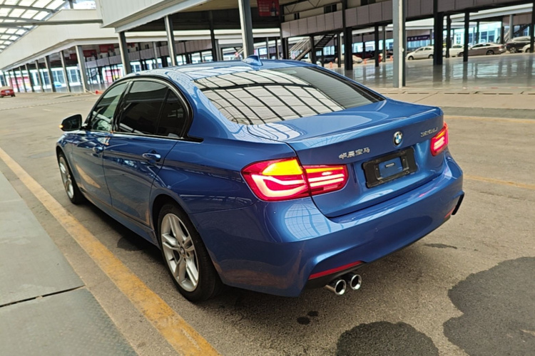 BMW 3 Series 2018 #7 BMW 3 Series 2018 car image #7