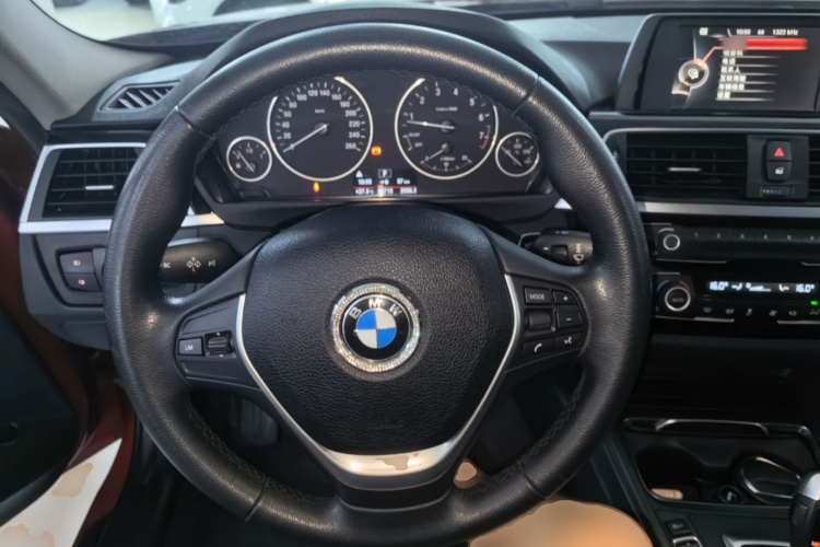 BMW 3 Series 2016 #11 BMW 3 Series 2016 car image #11