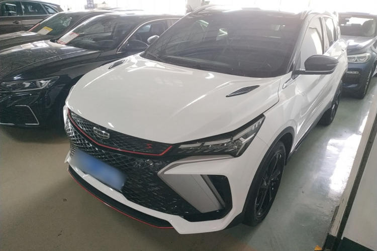 GEELY Coolray 2023 immagine di auto #2