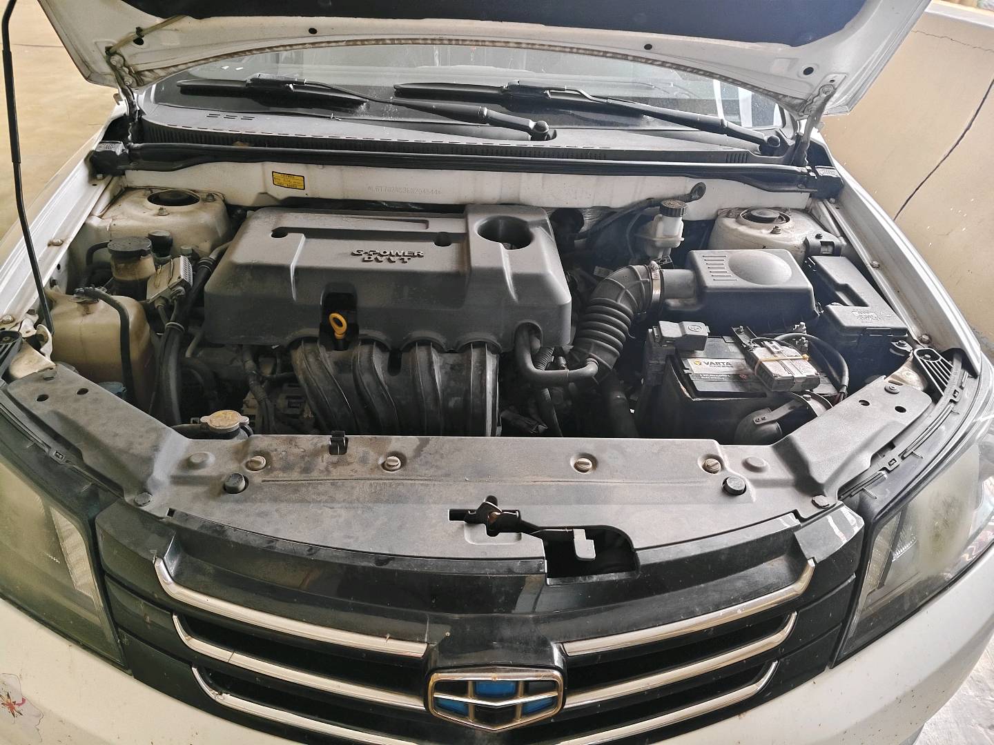 GEELY Emgrand 2014 car image #16