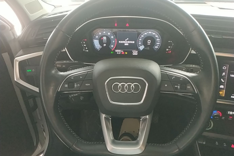 Audi Q3 2021 #11 Audi Q3 2021 car image #11