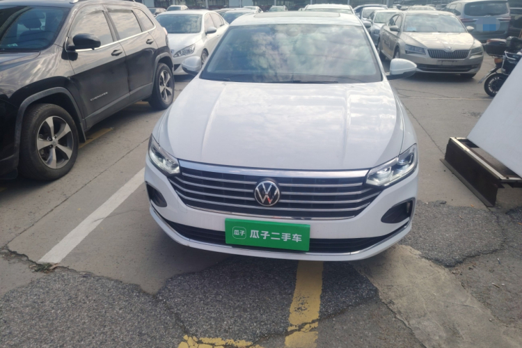 Volkswagen Lavida 2024 imagen de coche #3