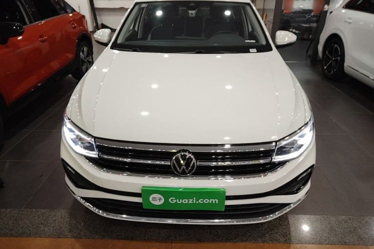 Volkswagen Bora 2025 car image #3