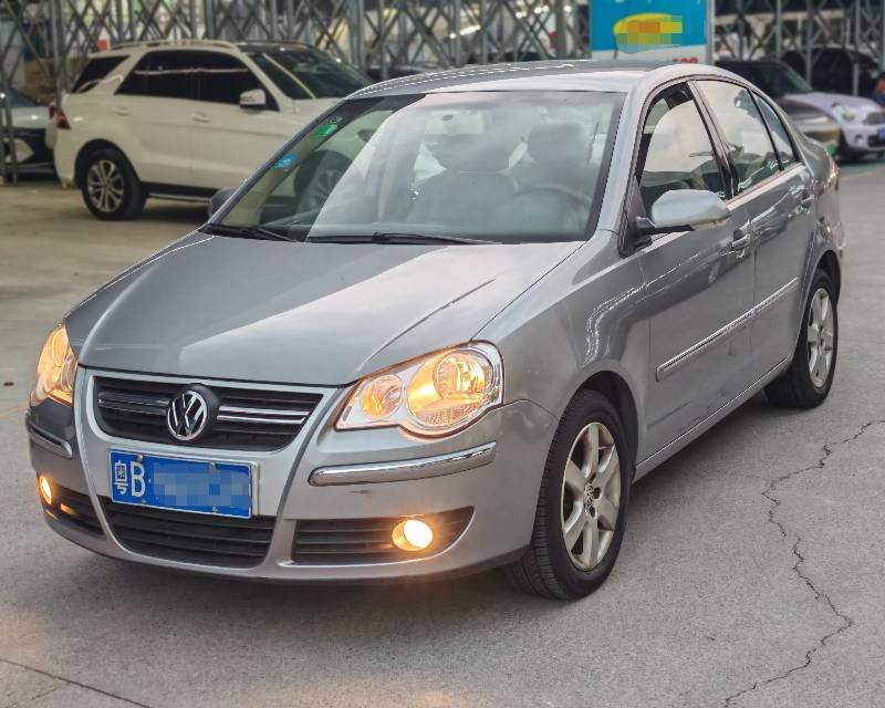 Volkswagen Polo 2009 car image 
