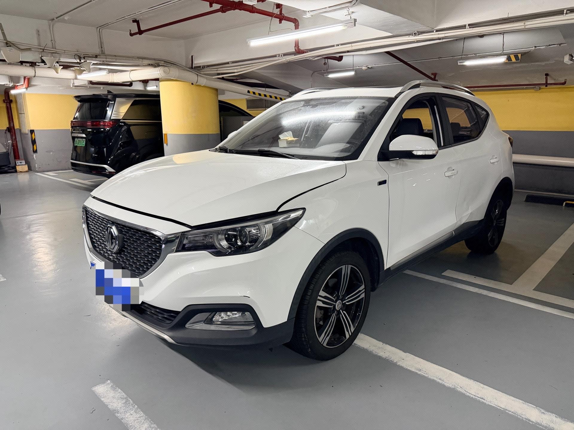 MG ZS 2017 MG ZS 2017 car image