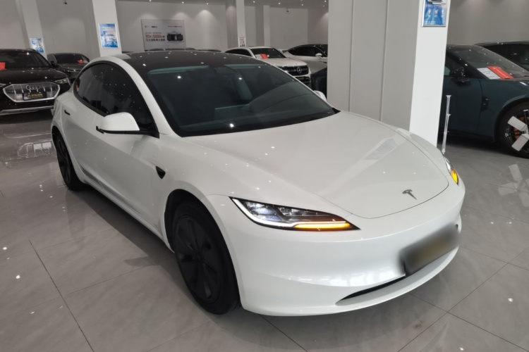 Tesla Model 3 2024 #6 Tesla Model 3 2024 car image #6