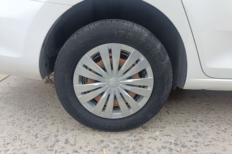 Volkswagen Santana 2022 car image #10