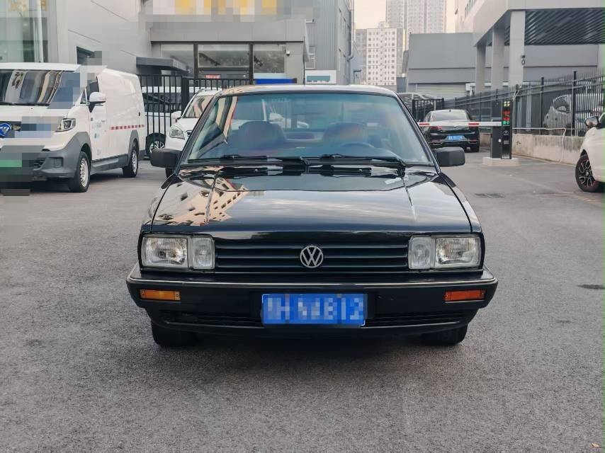 Volkswagen Santana Classic 2010 صورة سيارة #2