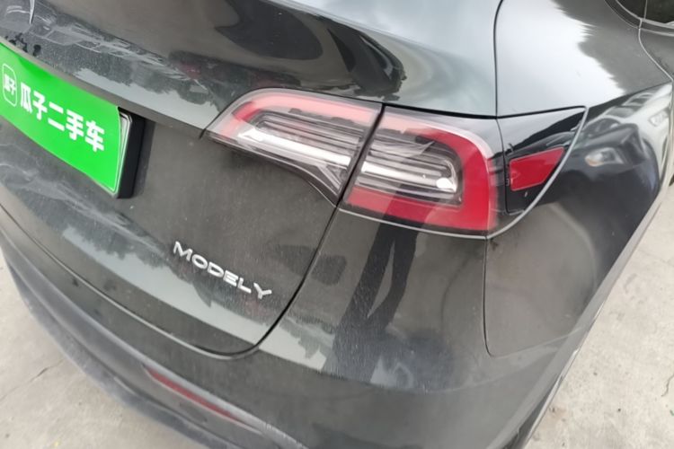 Tesla Model Y 2022 #8 Tesla Model Y 2022 car image #8