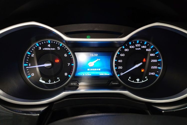 GEELY Emgrand 2017 immagine di auto #16