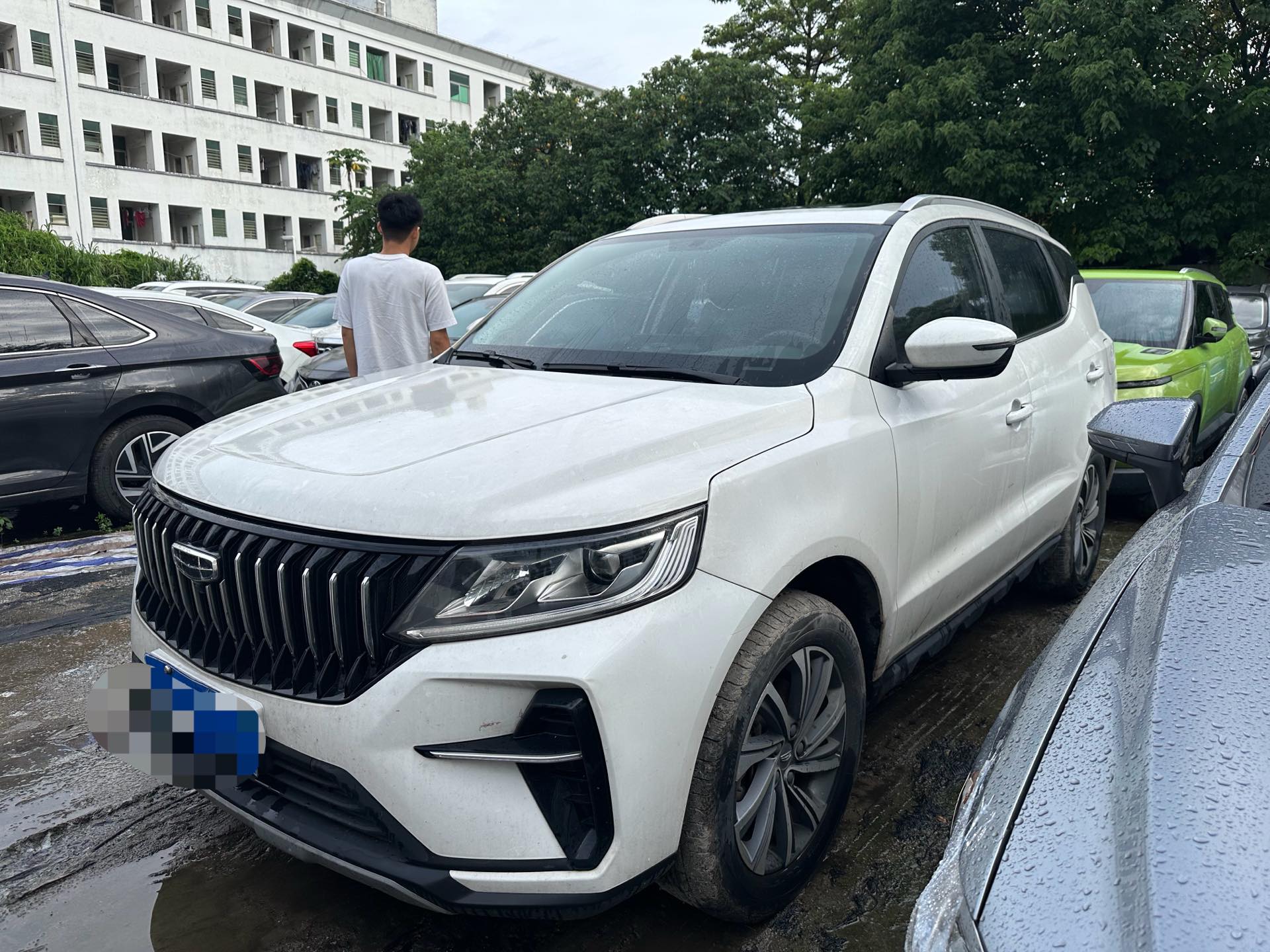 GEELY Vision X6 2022 صورة سيارة 