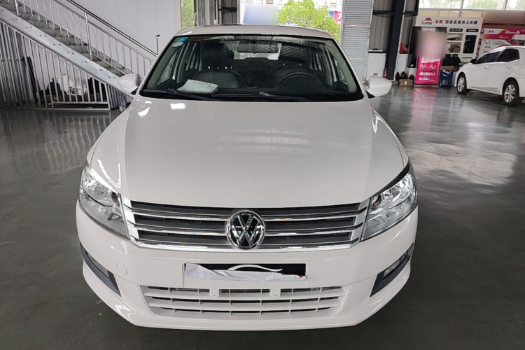 Volkswagen Santana 2016 car image #3