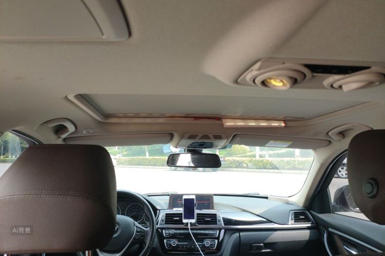 BMW 3 Series 2019 car image #20