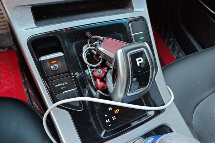 GEELY Emgrand GS 2019 #14 GEELY Emgrand GS 2019 car image #14