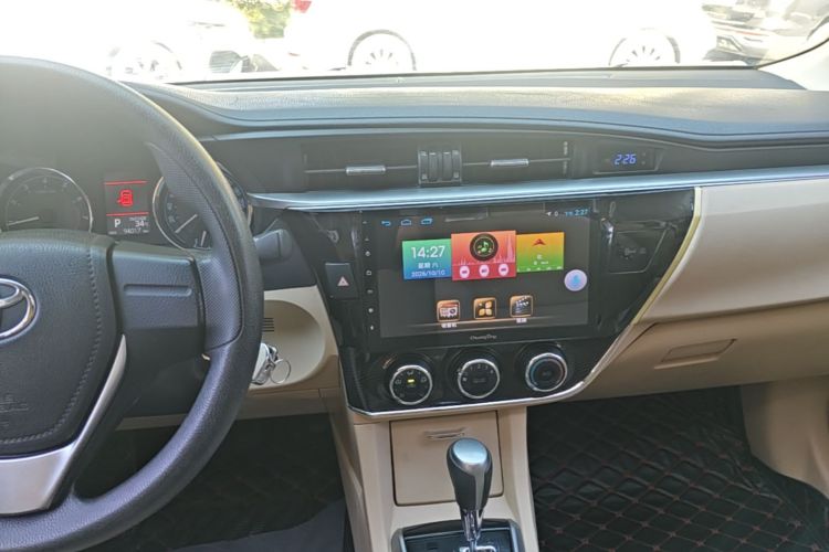 Toyota Corolla 2015 #13 Toyota Corolla 2015 image de voiture #13
