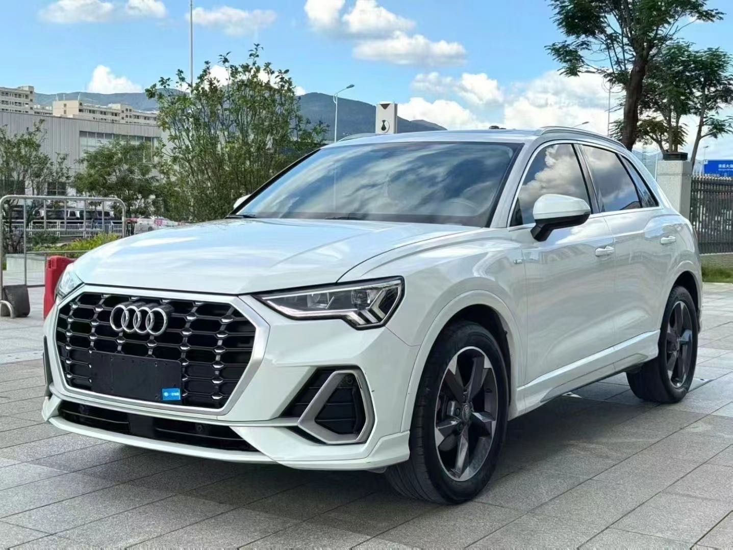 2020 2020 car image