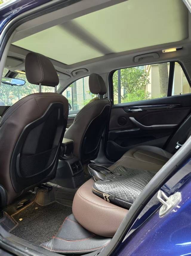 BMW X1 2020 car image #6