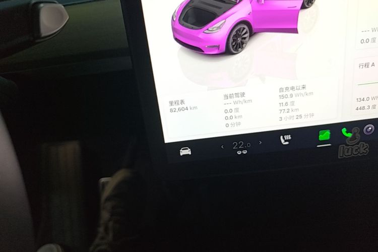 Tesla Model Y 2022 #12 Tesla Model Y 2022 car image #12