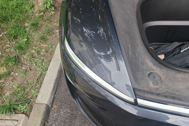 Tesla Model Y 2025 #8 Tesla Model Y 2025 immagine di auto #8