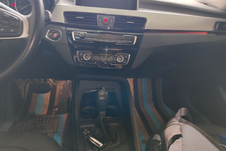 BMW X1 2017 #13 BMW X1 2017 immagine di auto #13