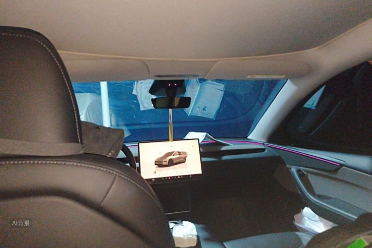 Tesla Model Y 2025 #20 Tesla Model Y 2025 car image #20