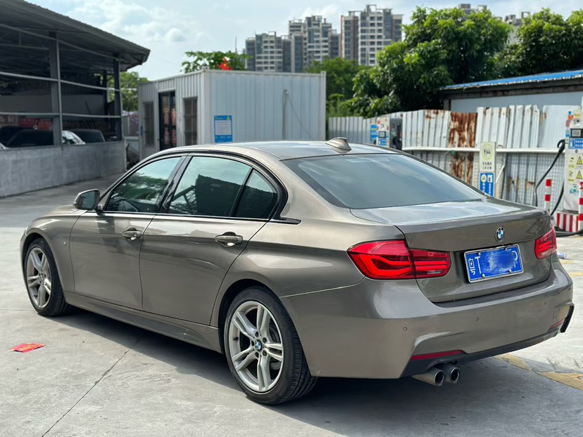 BMW 3 Series 2018 car image #4