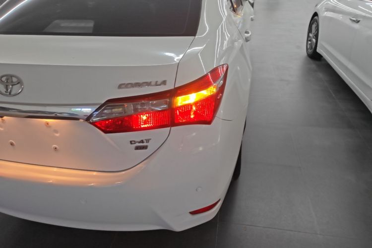 Toyota Corolla 2018 #8 Toyota Corolla 2018 car image #8