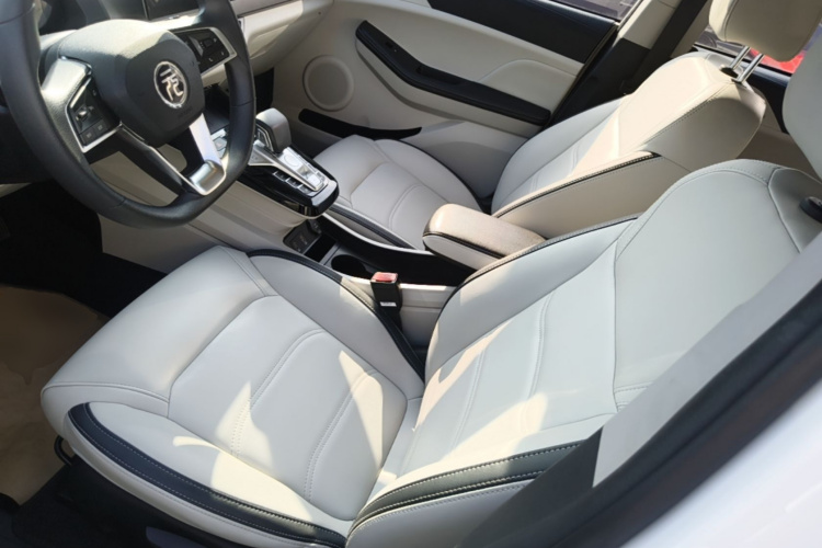 BYD Yuan Pro 2021 immagine di auto #19