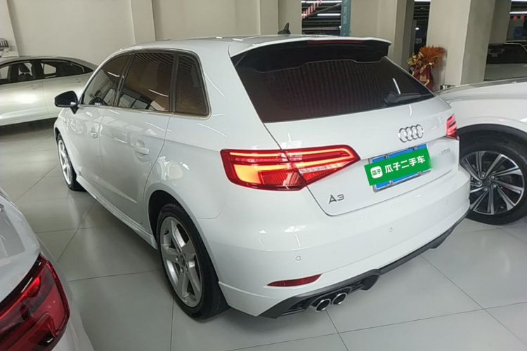 Audi A3 2018 car image #5