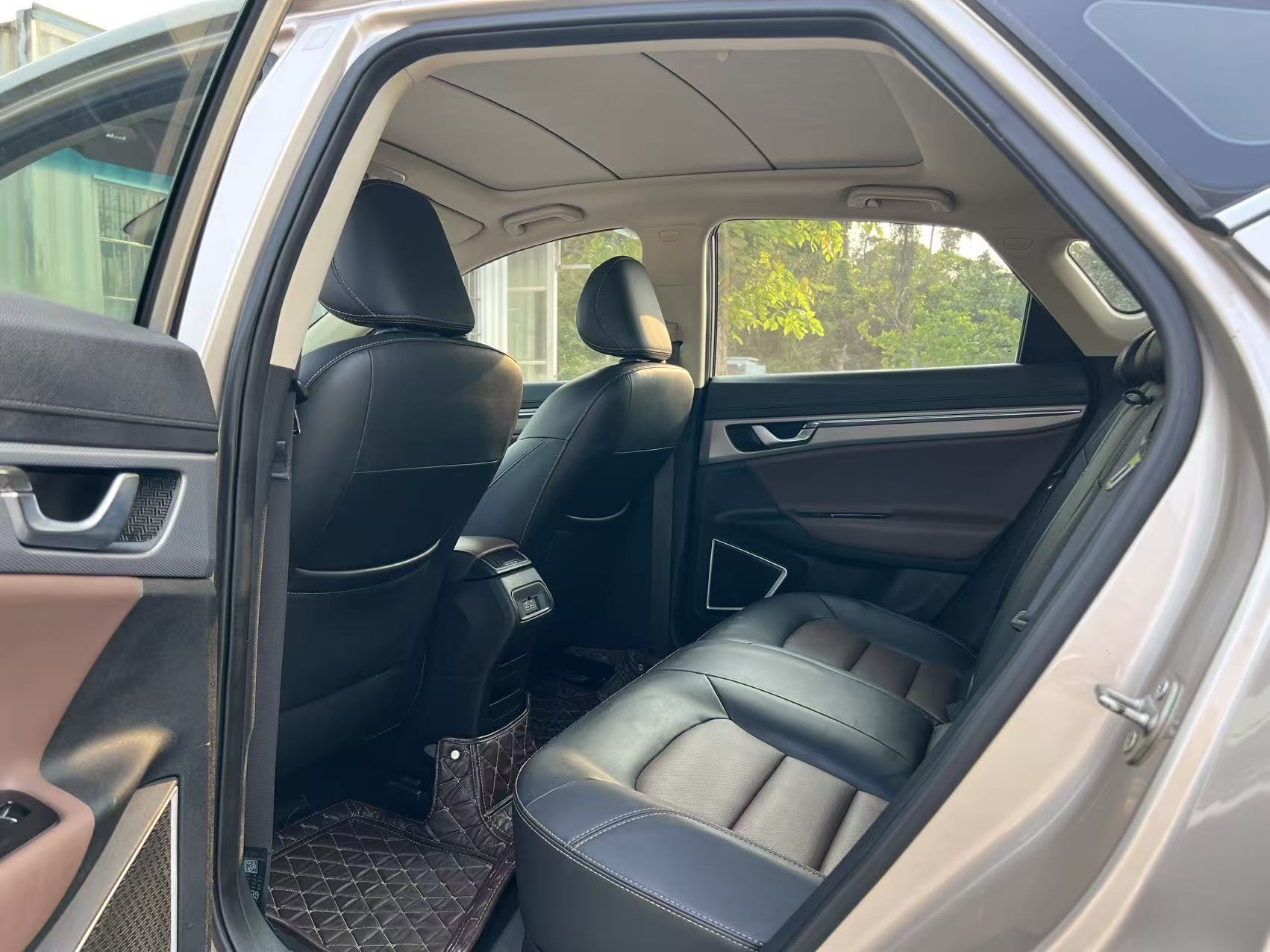 GEELY Emgrand GS 2019 car image #6