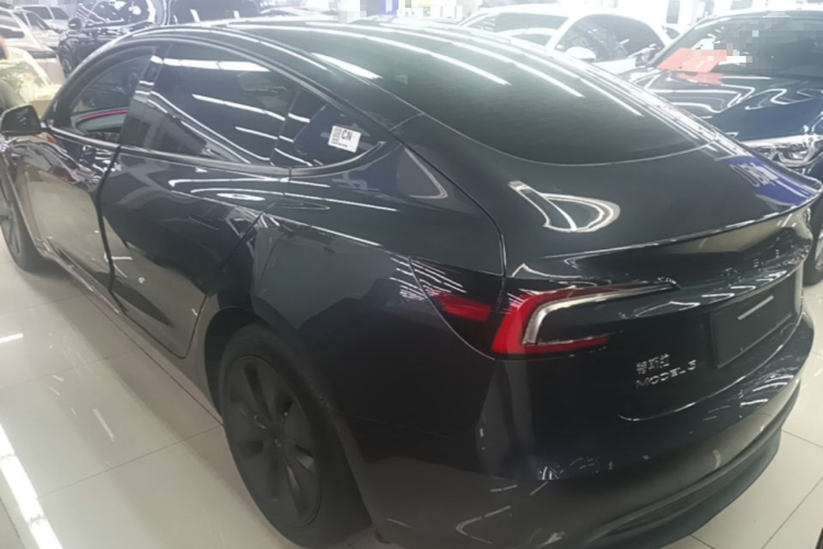 Tesla Model 3 2025 #5 Tesla Model 3 2025 car image #5