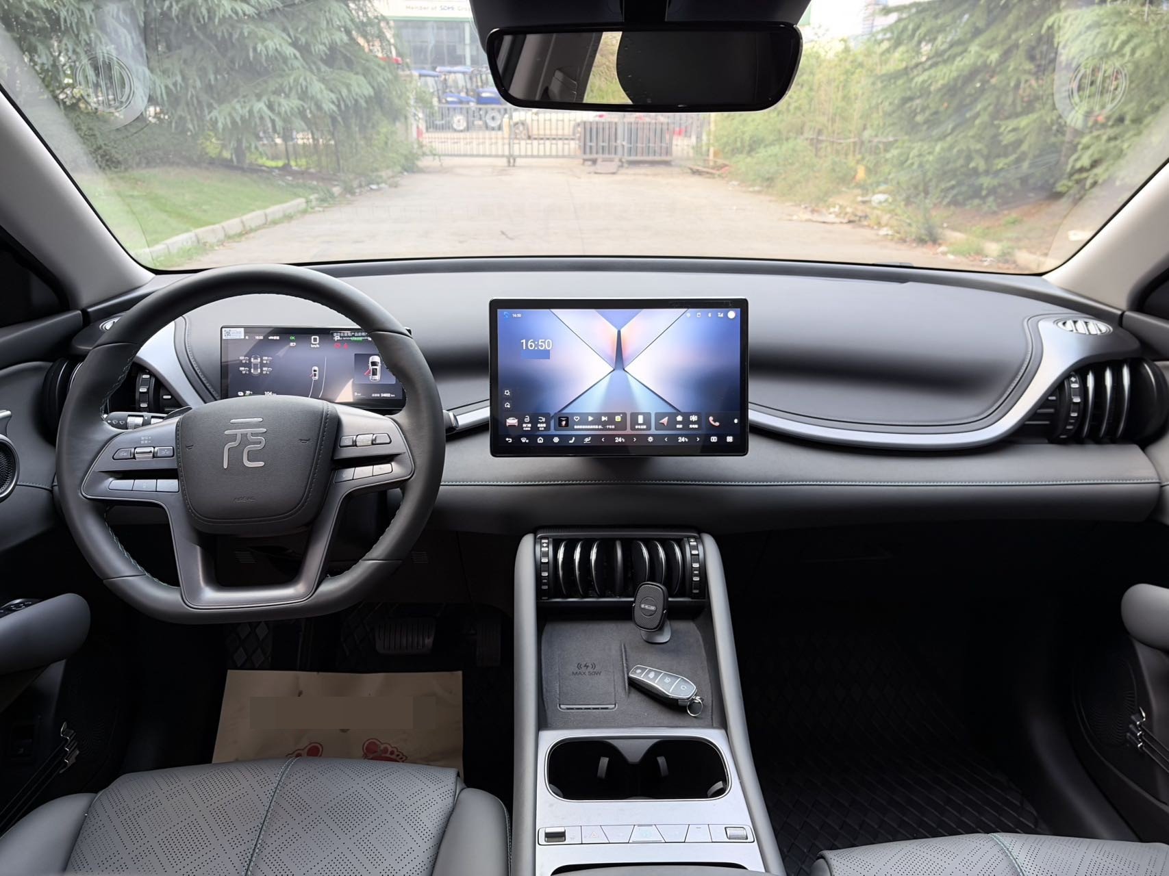 BYD Yuan Plus 2025 immagine di auto #6
