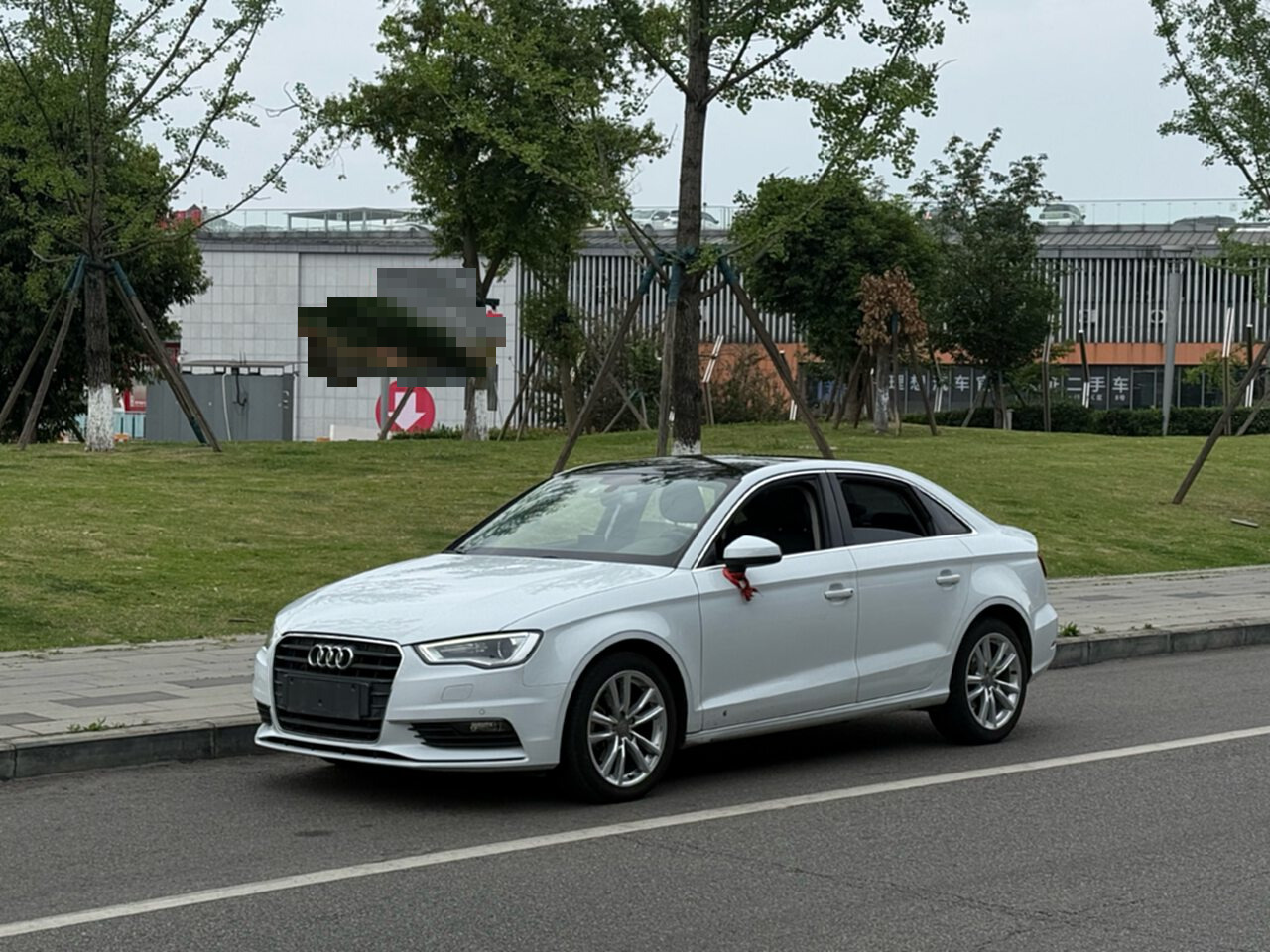 Audi A3 2017 car image #2