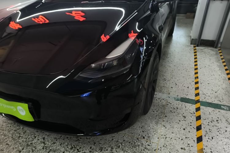 Tesla Model Y 2022 car image #23