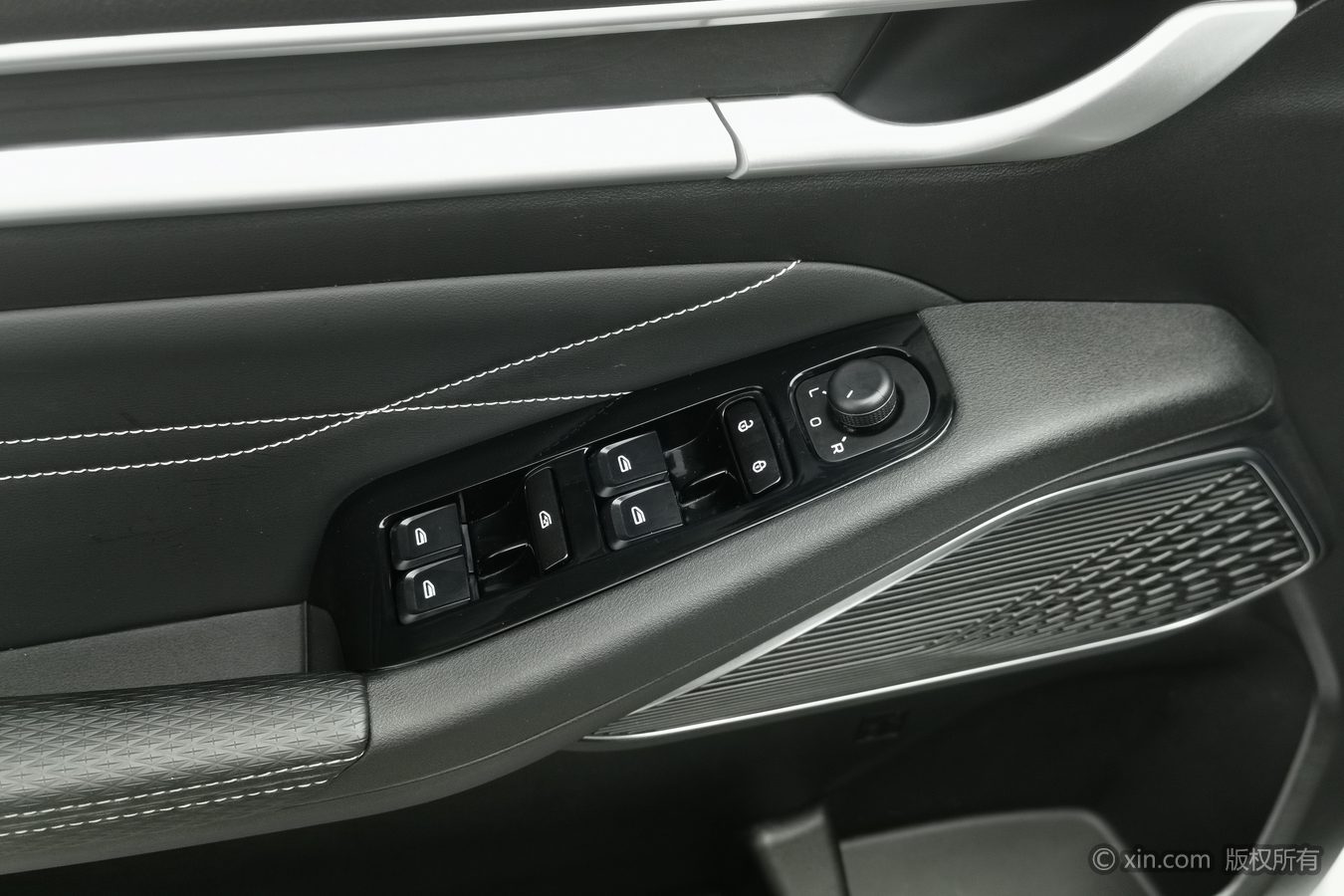 GEELY Emgrand 2024 car image #9