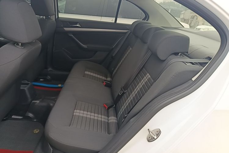Volkswagen Lavida 2021 car image #13