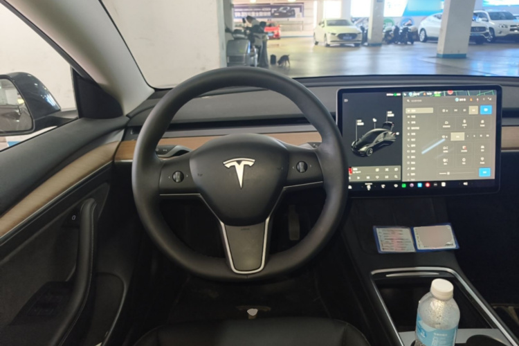 Tesla Model 3 2021 #11 Tesla Model 3 2021 car image #11