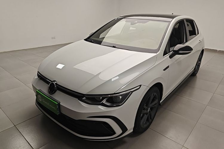 Volkswagen Golf 2021 car image #2