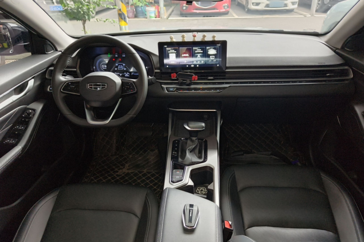 GEELY Emgrand 2023 car image #10