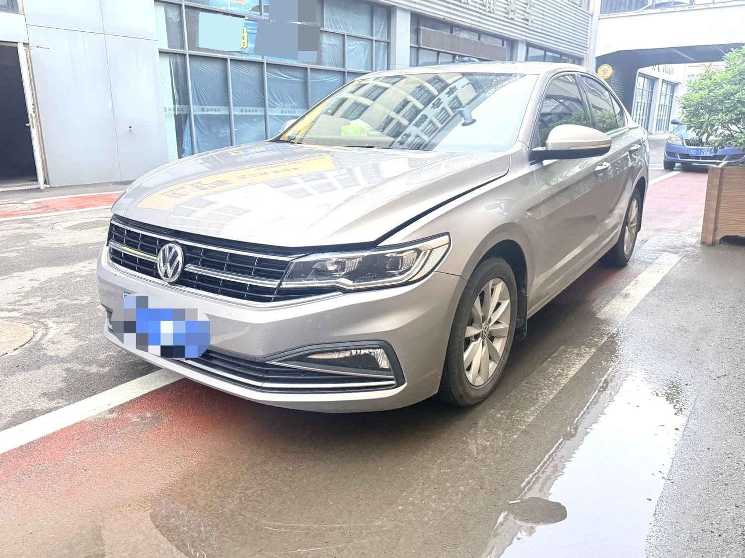 Volkswagen Bora 2020 car image 