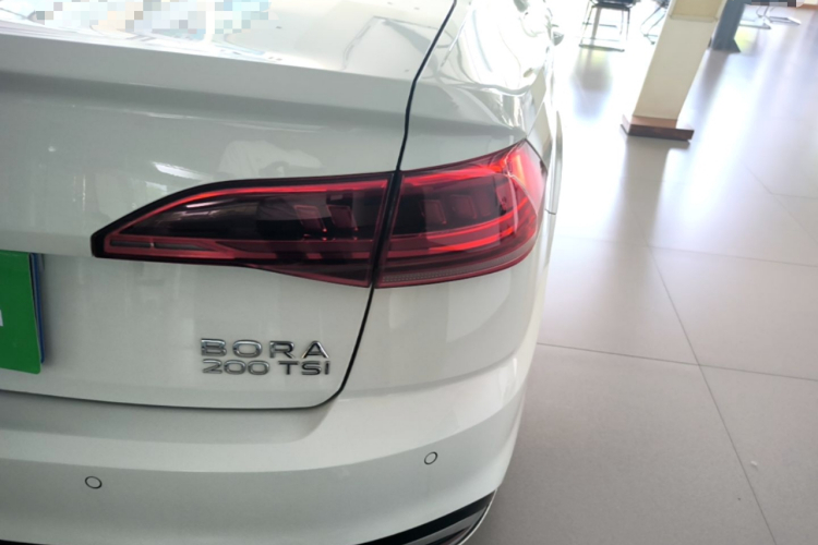 Volkswagen Bora 2025 car image #8