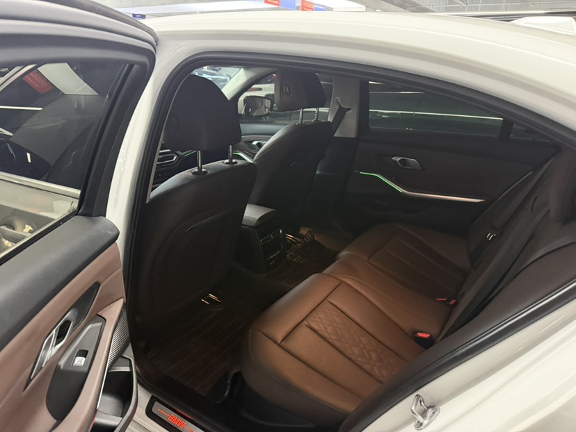 BMW i3 2023 car image #4