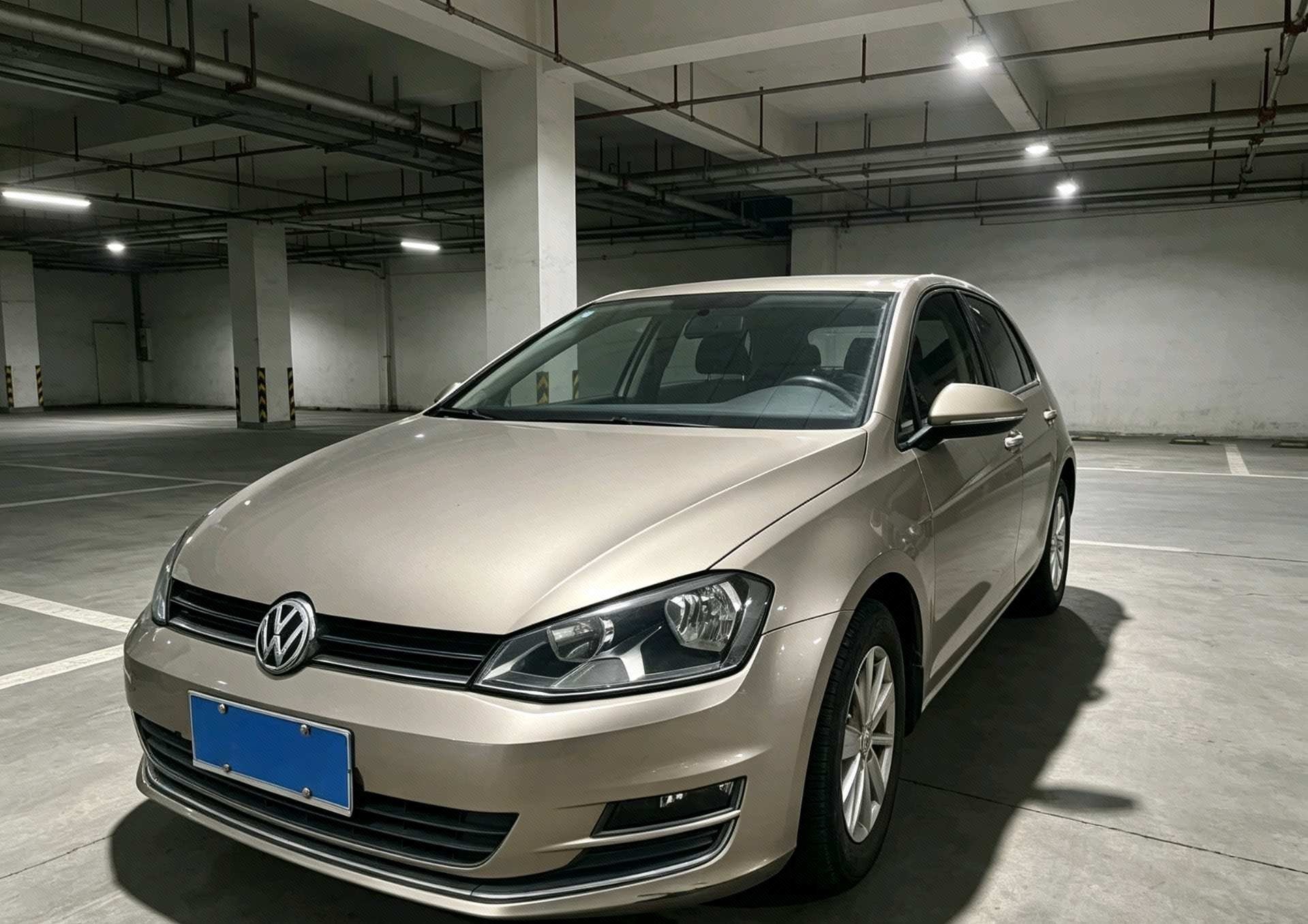 Volkswagen Golf 2014 car image 