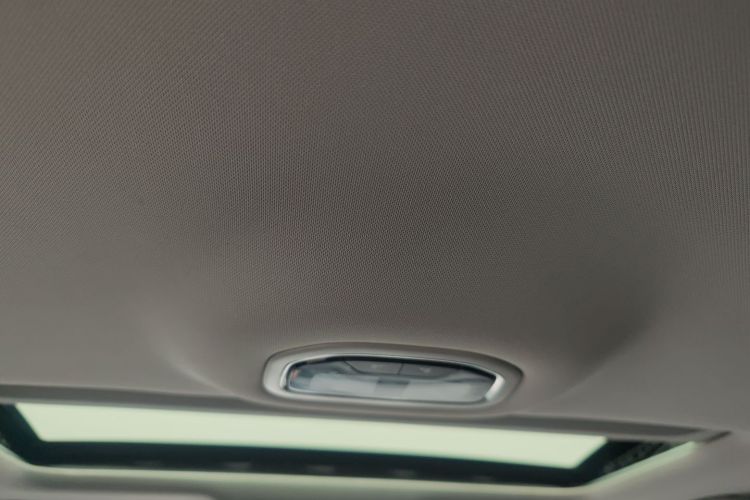 GEELY Emgrand 2021 car image #16