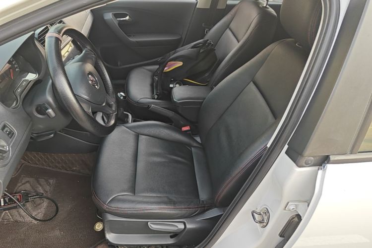 Volkswagen Polo 2016 #15 Volkswagen Polo 2016 car image #15