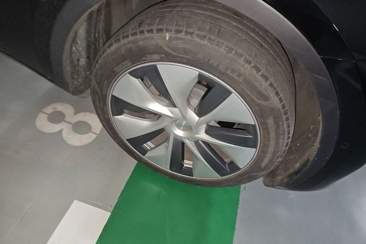 Tesla Model Y 2023 #6 Tesla Model Y 2023 immagine di auto #6
