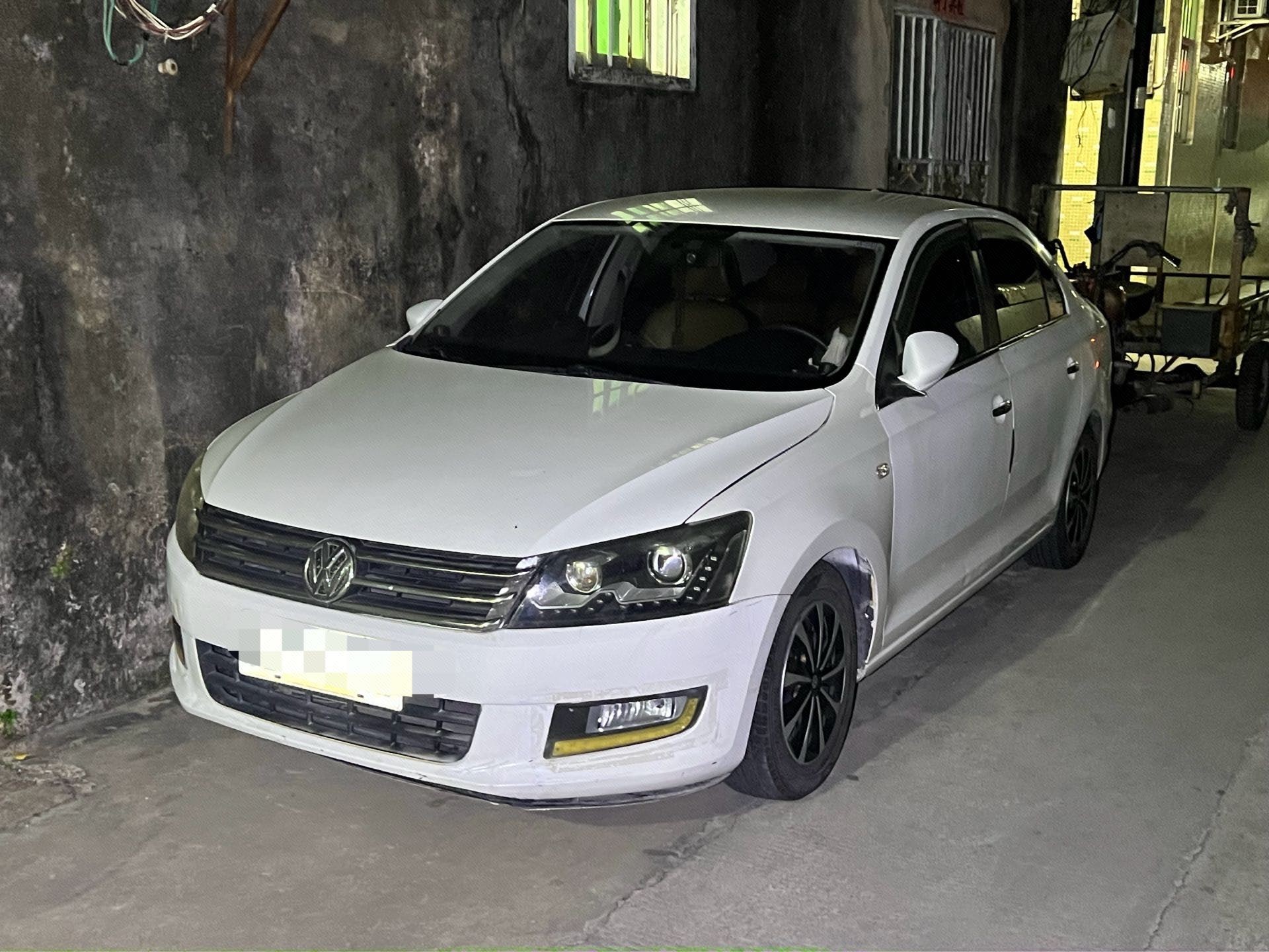 Volkswagen Santana 2014 Volkswagen Santana 2014 صورة سيارة