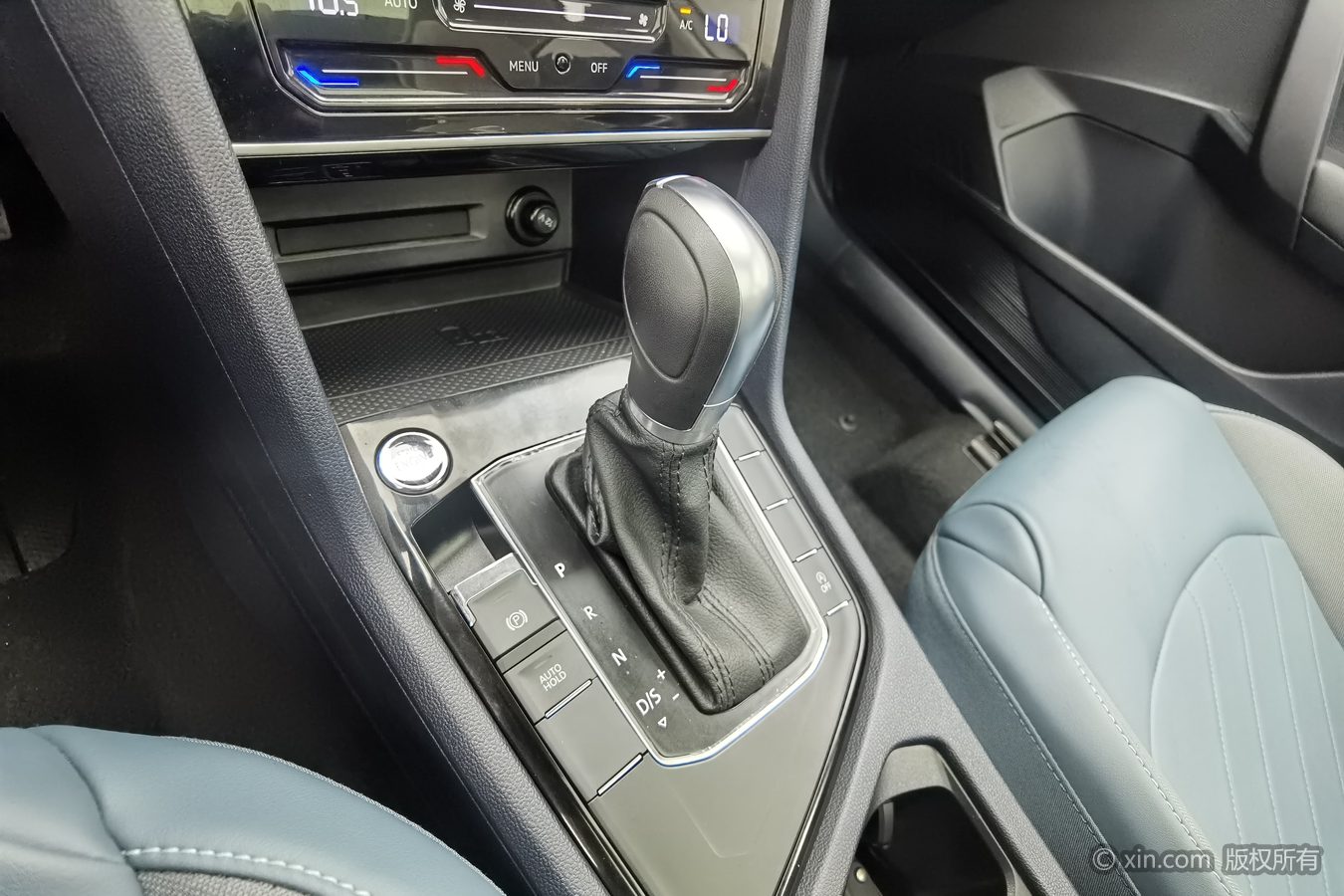 Volkswagen Tharu 2025 car image #14