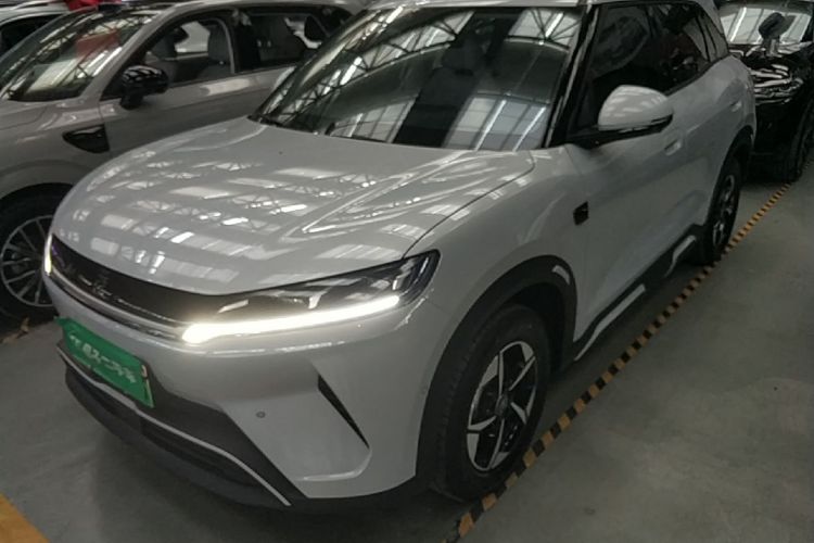 BYD YuanUP 2025 #2 BYD YuanUP 2025 car image #2