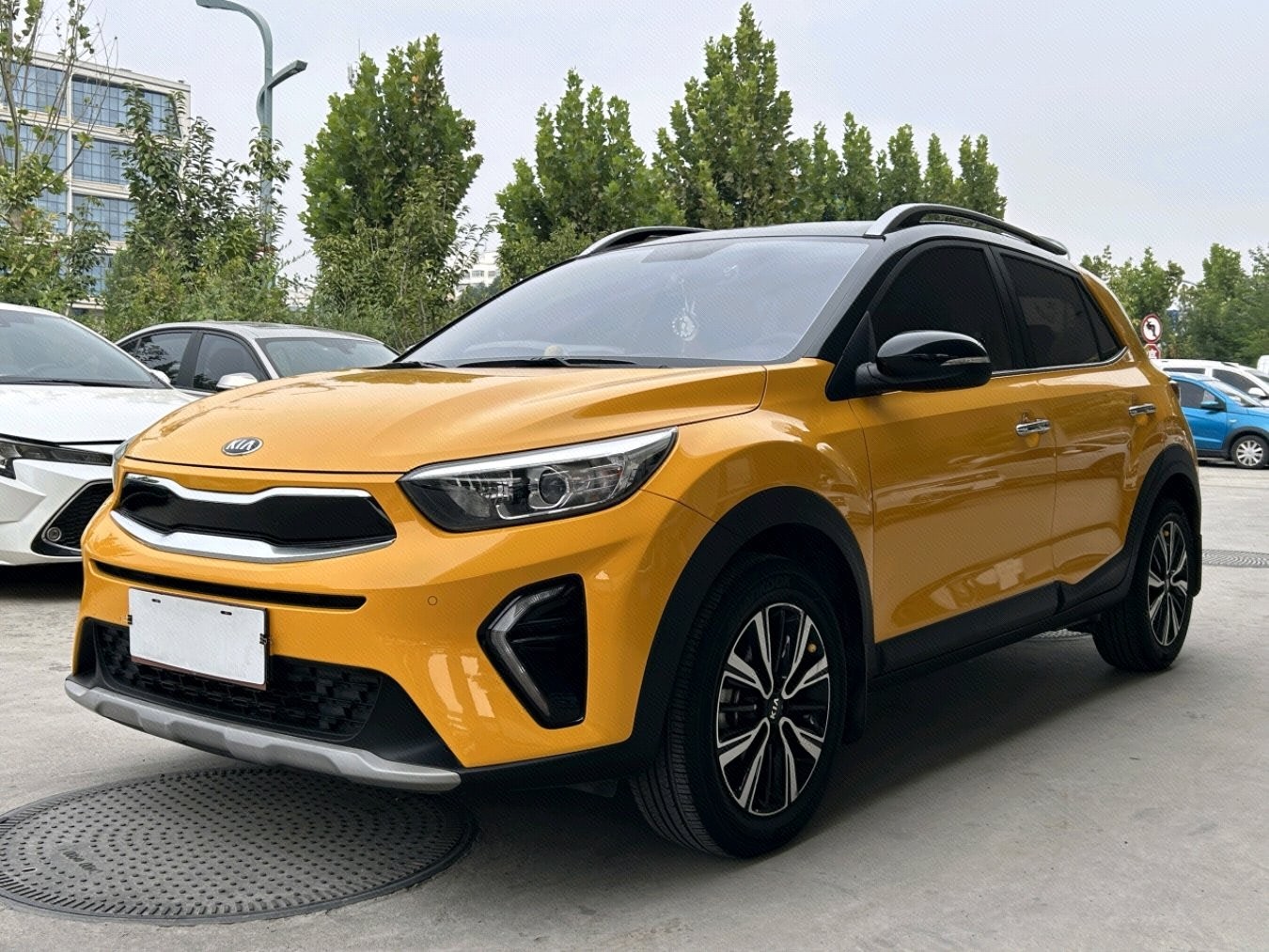 Kia KX1 2021 car image 